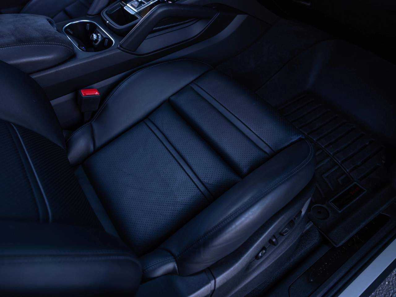 2023 Porsche Cayenne GTS