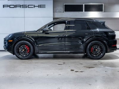2026 Porsche Cayenne Cayenne GTS