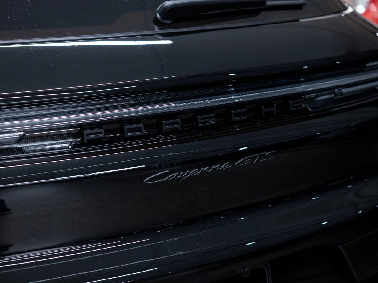 2026 Porsche Cayenne Cayenne GTS