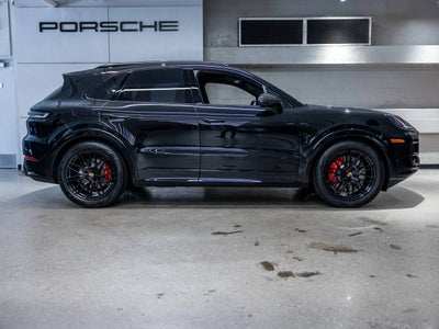 2026 Porsche Cayenne Cayenne GTS