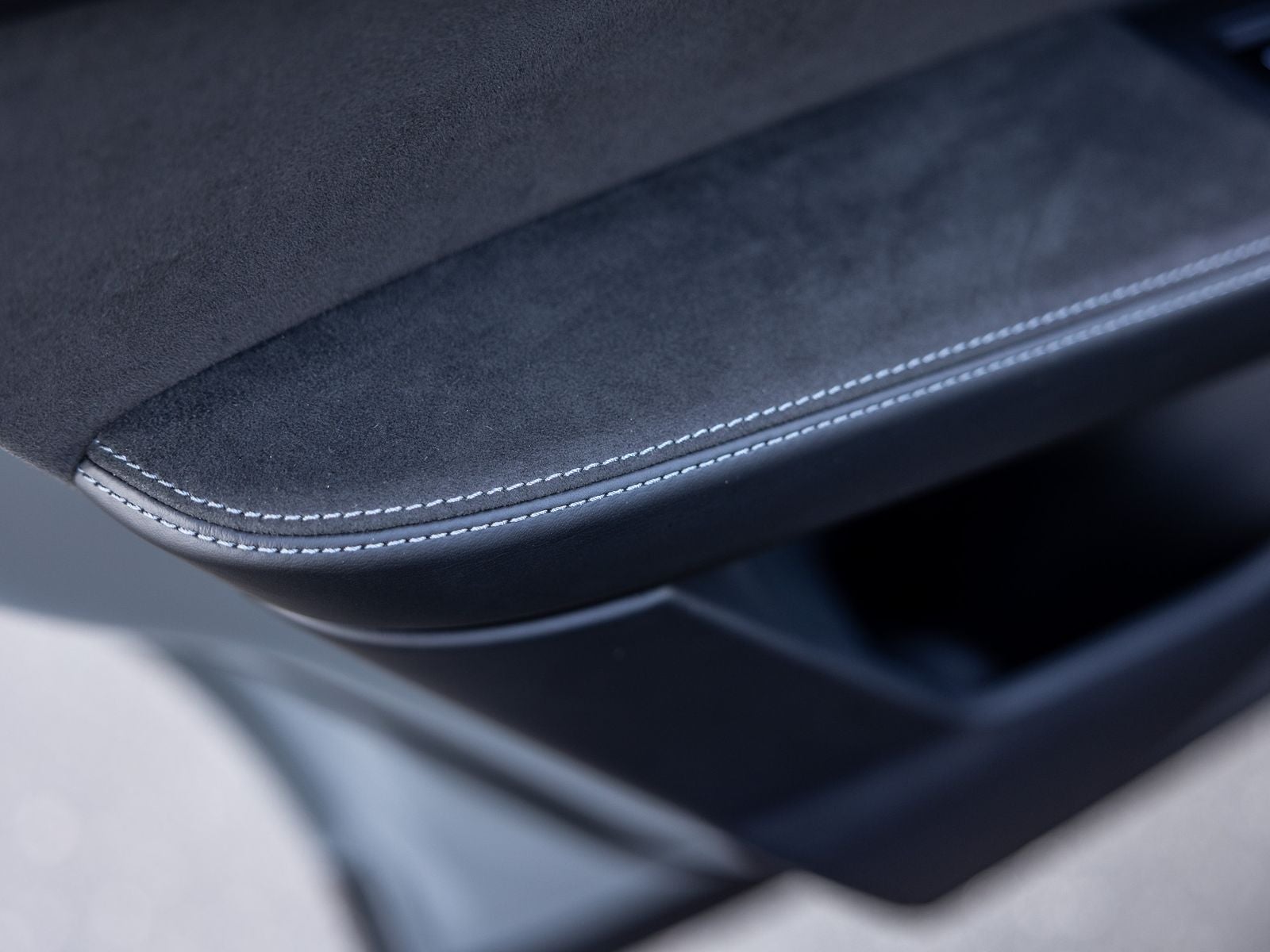 2025 Porsche Cayenne GTS