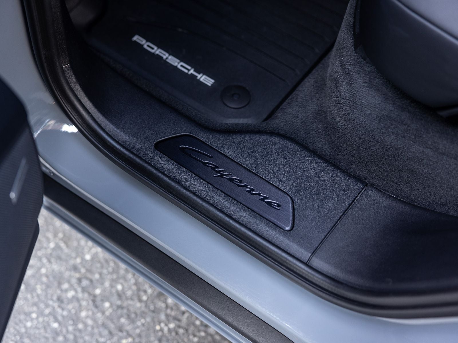 2025 Porsche Cayenne GTS