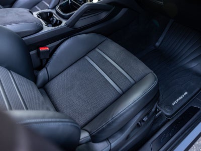 2025 Porsche Cayenne GTS