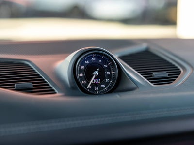 2025 Porsche Cayenne GTS