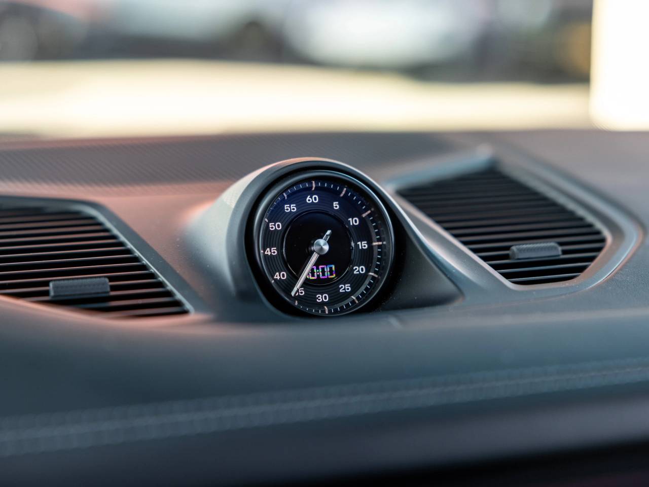 2025 Porsche Cayenne GTS