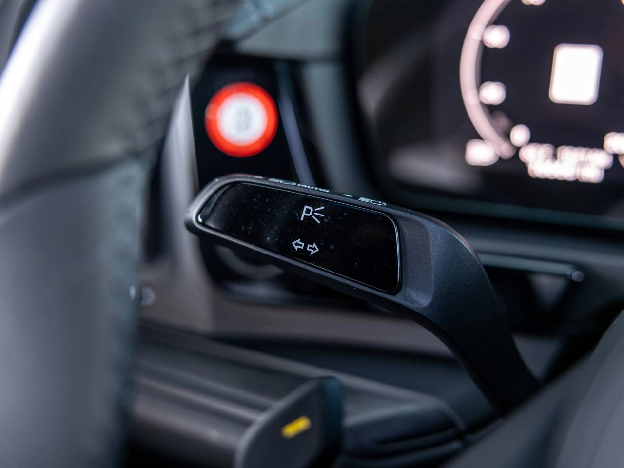 2025 Porsche Cayenne GTS