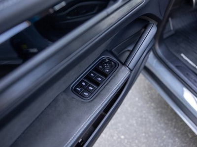 2025 Porsche Cayenne GTS