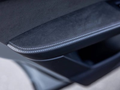 2025 Porsche Cayenne GTS