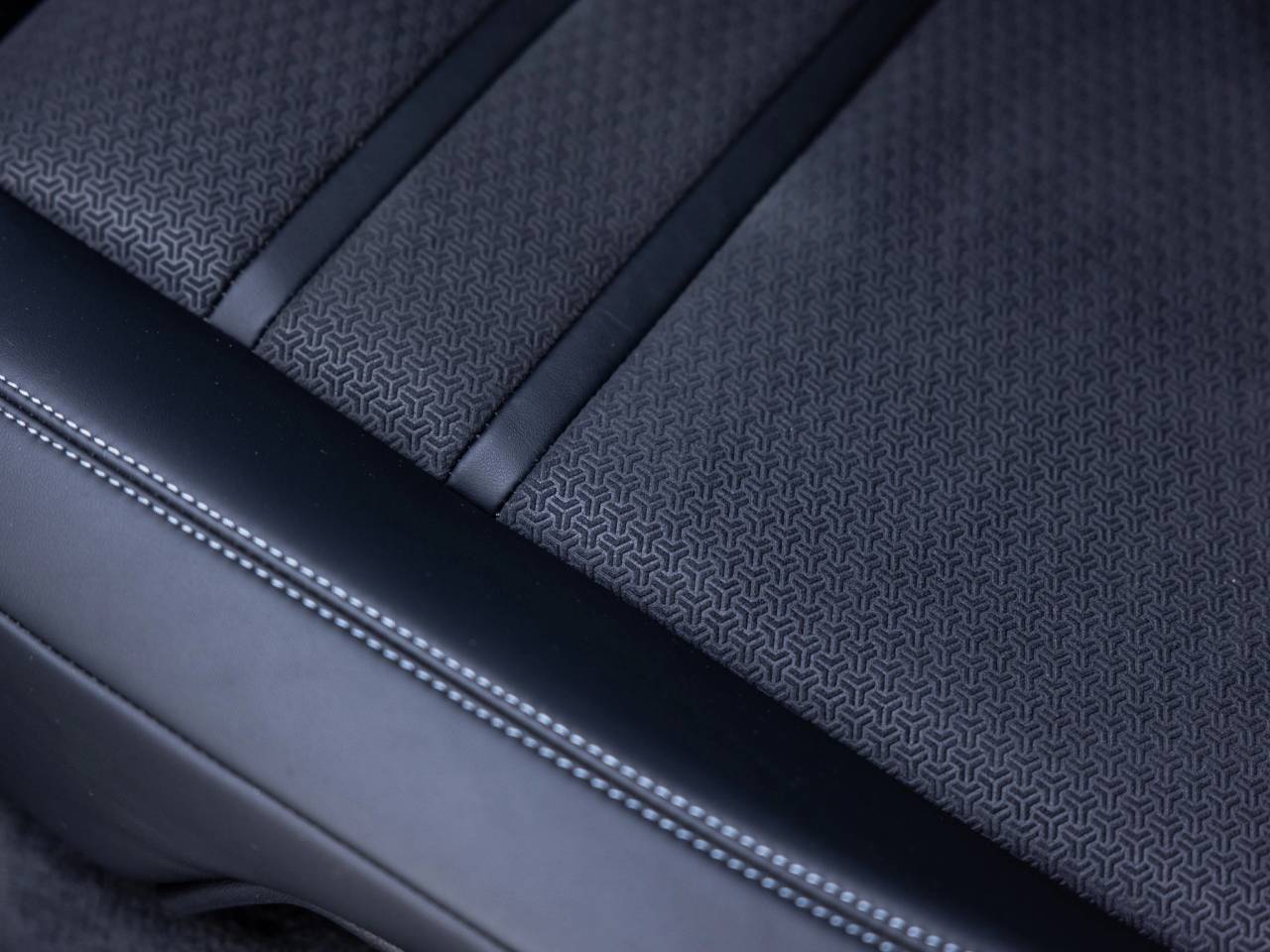 2025 Porsche Cayenne GTS