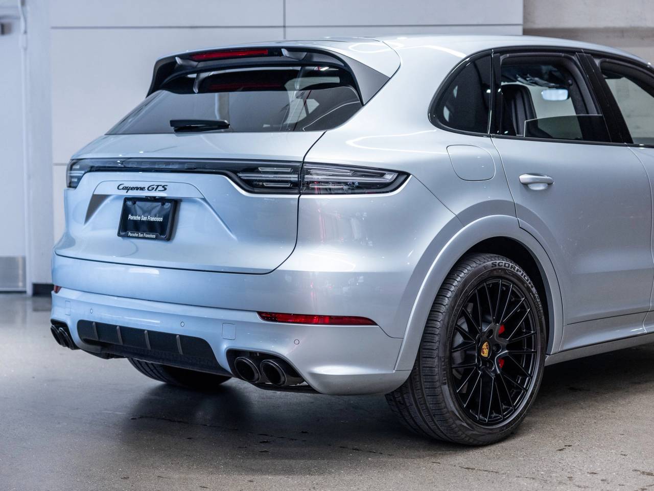 2023 Porsche Cayenne GTS