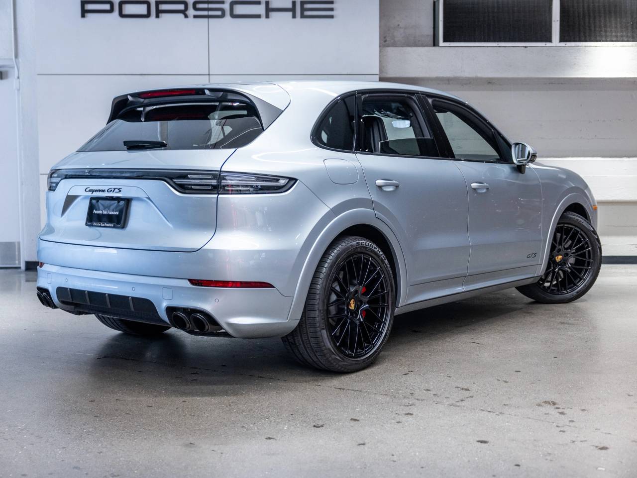 2023 Porsche Cayenne GTS