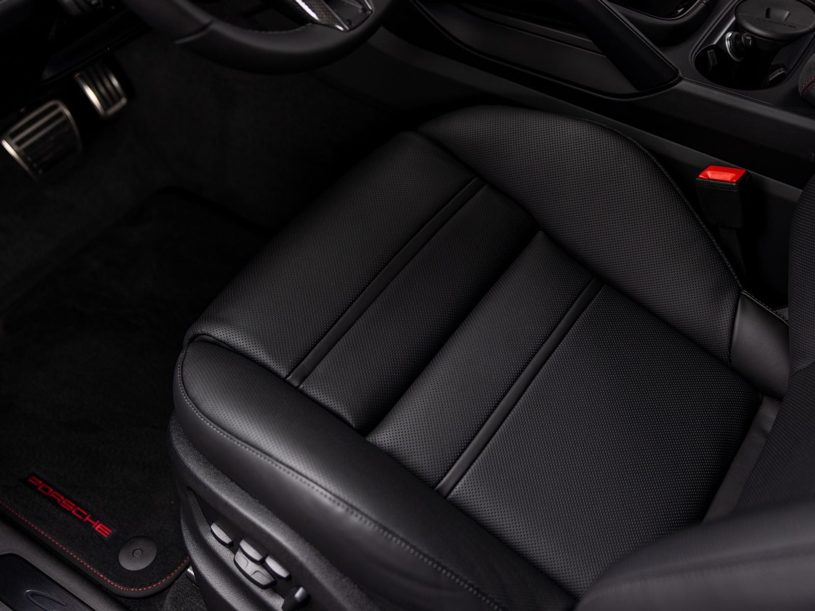 2026 Porsche Cayenne GTS