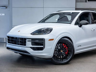 2026 Porsche Cayenne GTS