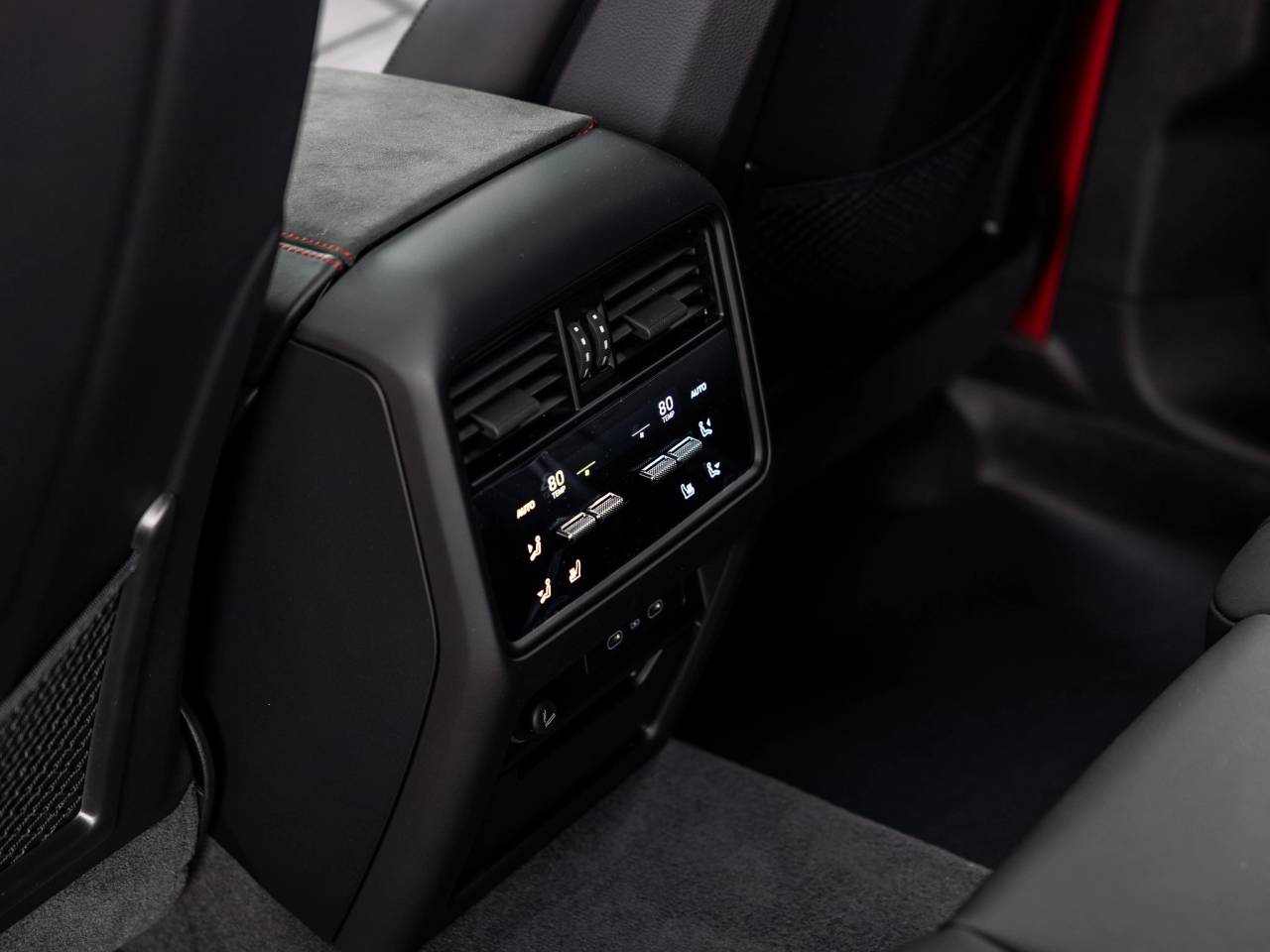 2026 Porsche Cayenne GTS