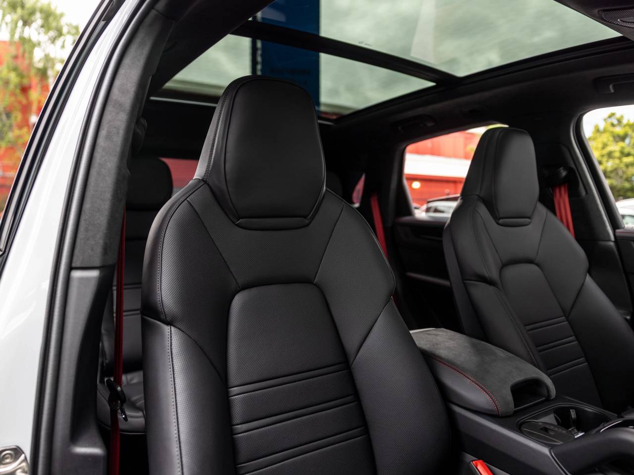 2026 Porsche Cayenne GTS