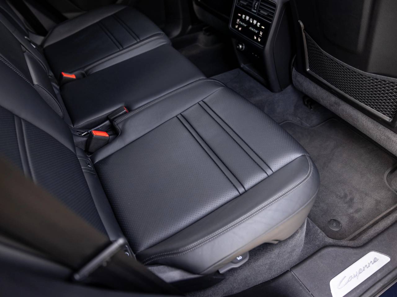 2025 Porsche Cayenne Cayenne S