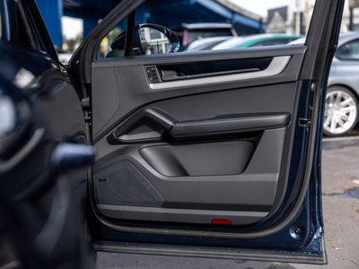 2025 Porsche Cayenne Cayenne S
