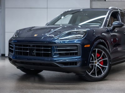 2024 Porsche Cayenne S