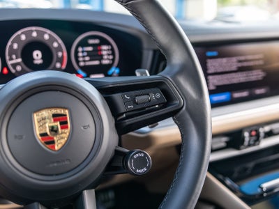 2024 Porsche Cayenne S