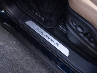 2024 Porsche Cayenne S