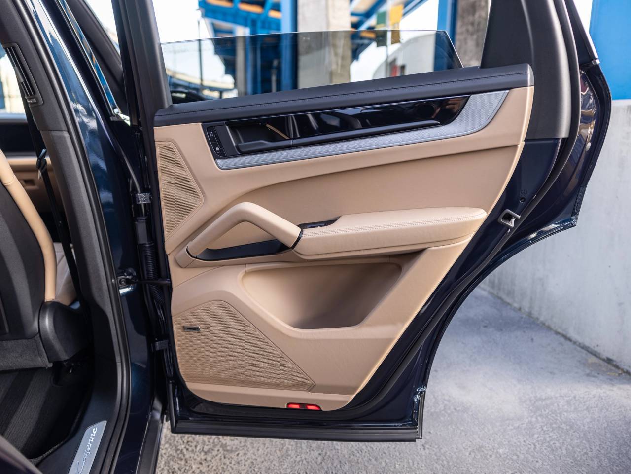 2024 Porsche Cayenne S