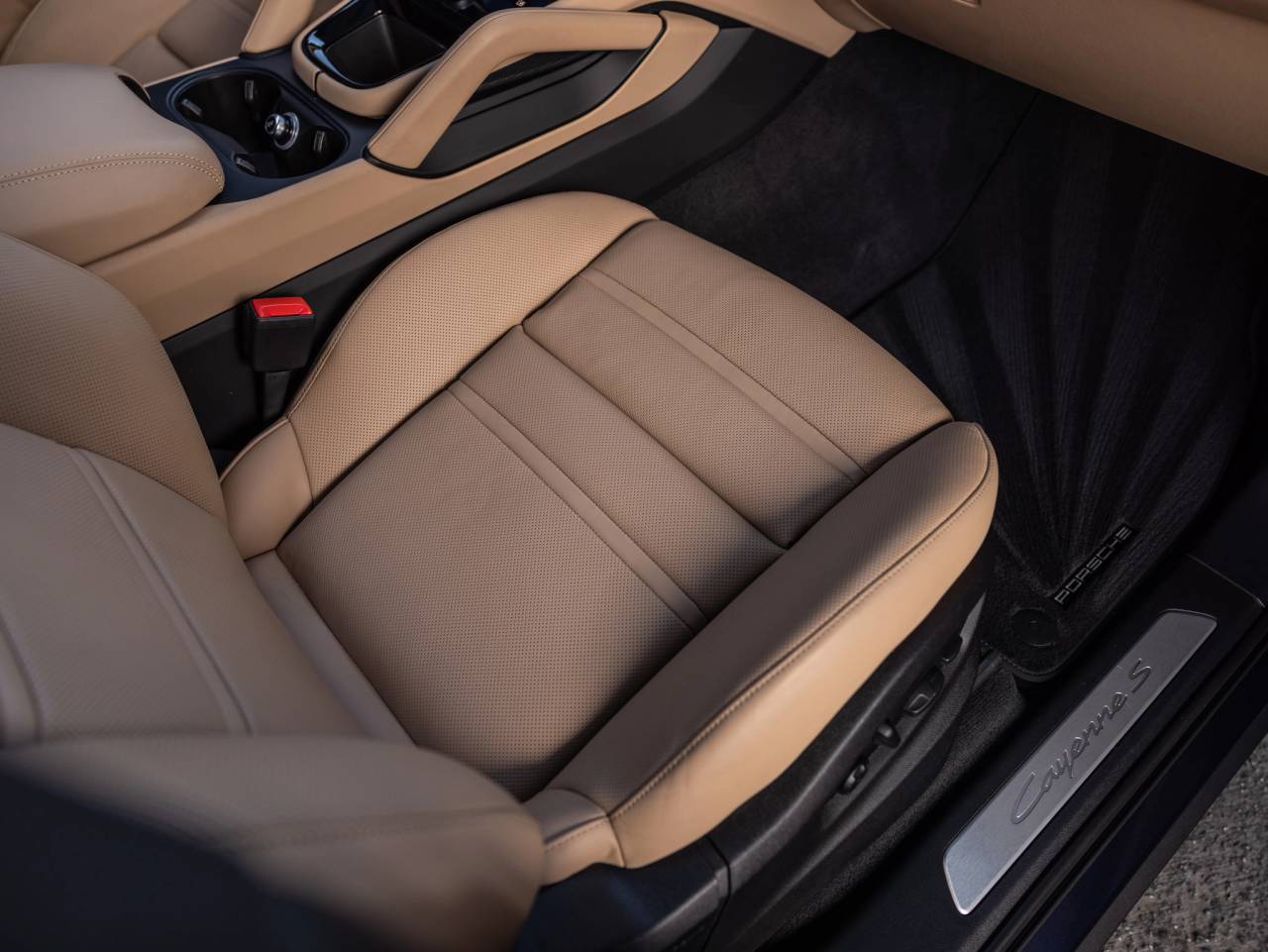 2024 Porsche Cayenne S