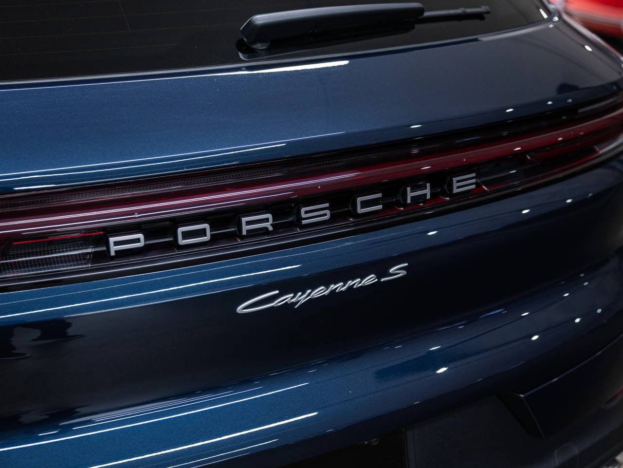 2024 Porsche Cayenne S