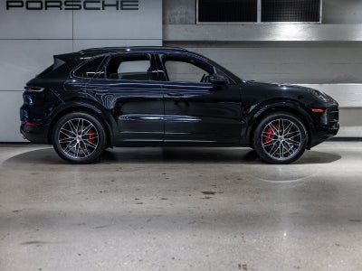 2025 Porsche Cayenne Cayenne S