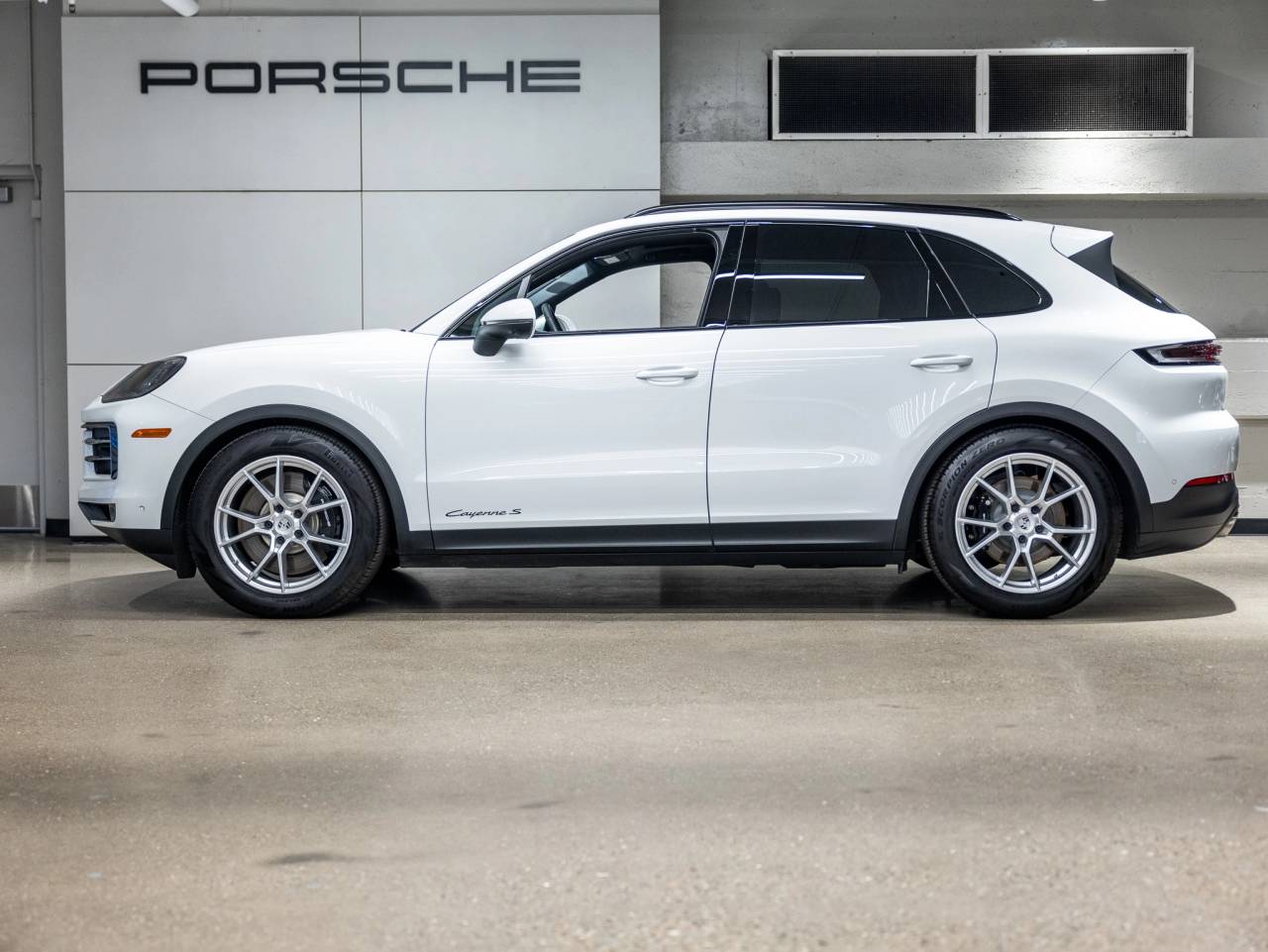 2025 Porsche Cayenne Cayenne S