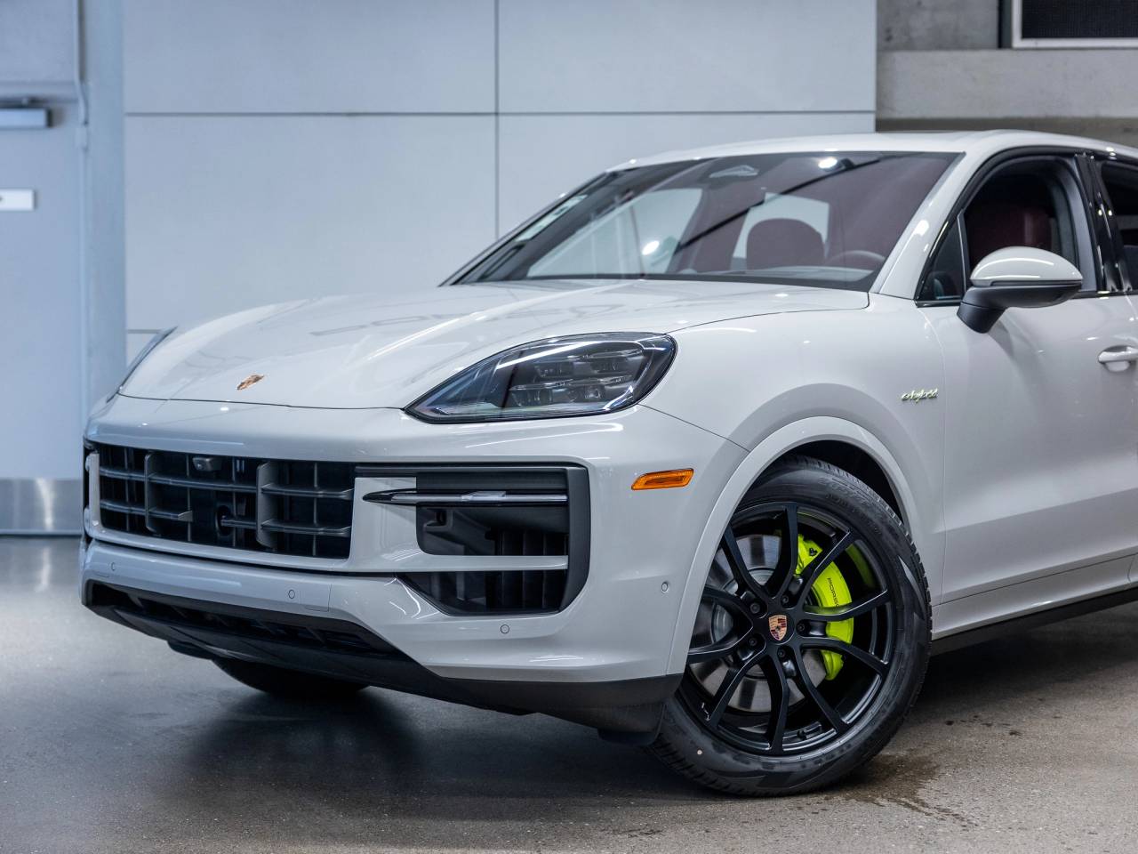 2026 Porsche Cayenne S E-Hybrid