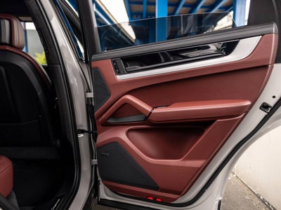 2026 Porsche Cayenne S E-Hybrid