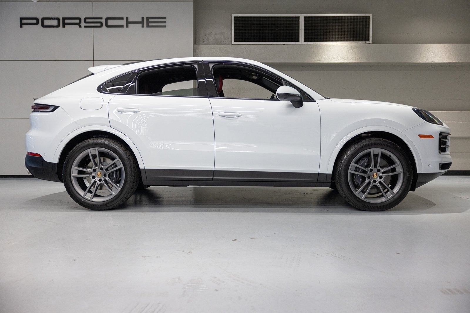 2024 Porsche Cayenne Coupe Base