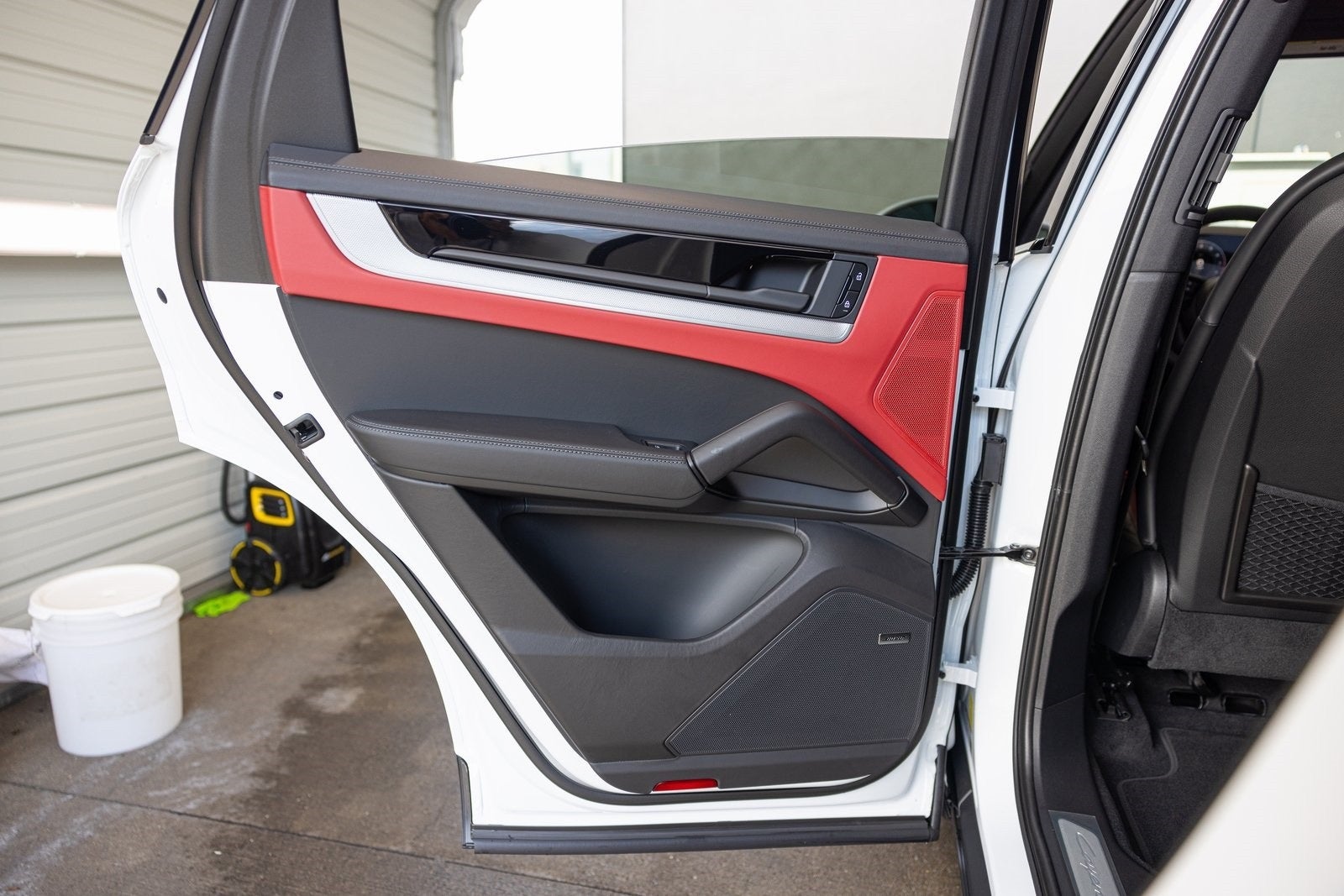 2024 Porsche Cayenne Coupe Base