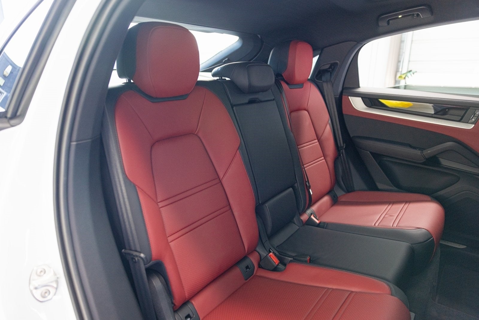 2024 Porsche Cayenne Coupe Base