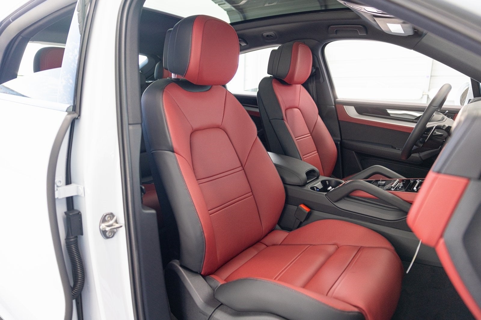 2024 Porsche Cayenne Coupe Base