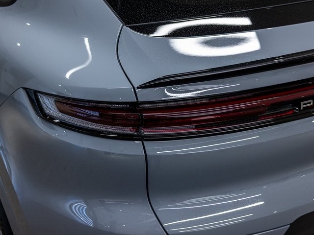 2025 Porsche Cayenne Coupe Base