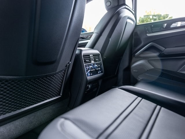 2025 Porsche Cayenne Coupe Base