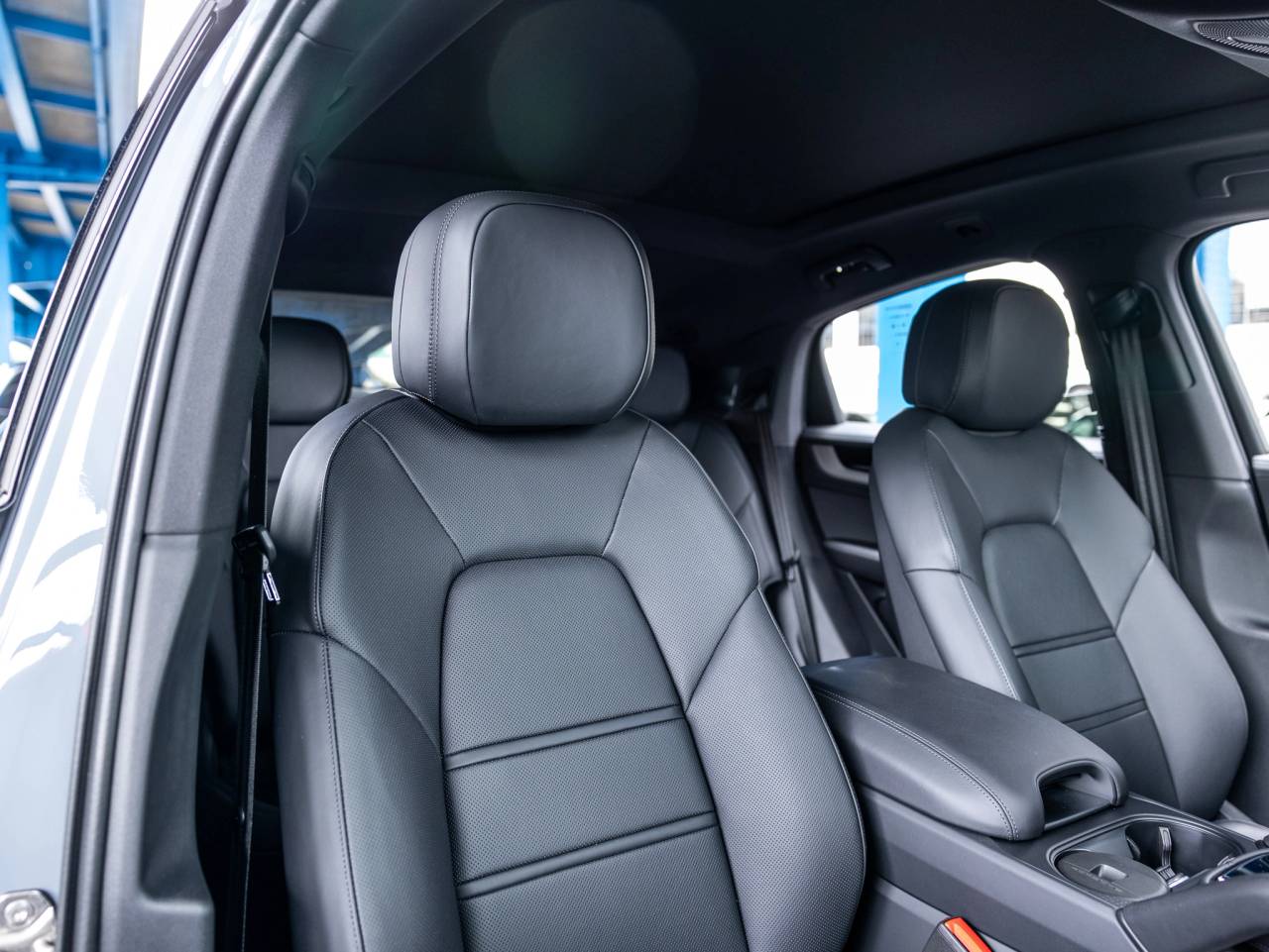 2025 Porsche Cayenne Cayenne Coupe