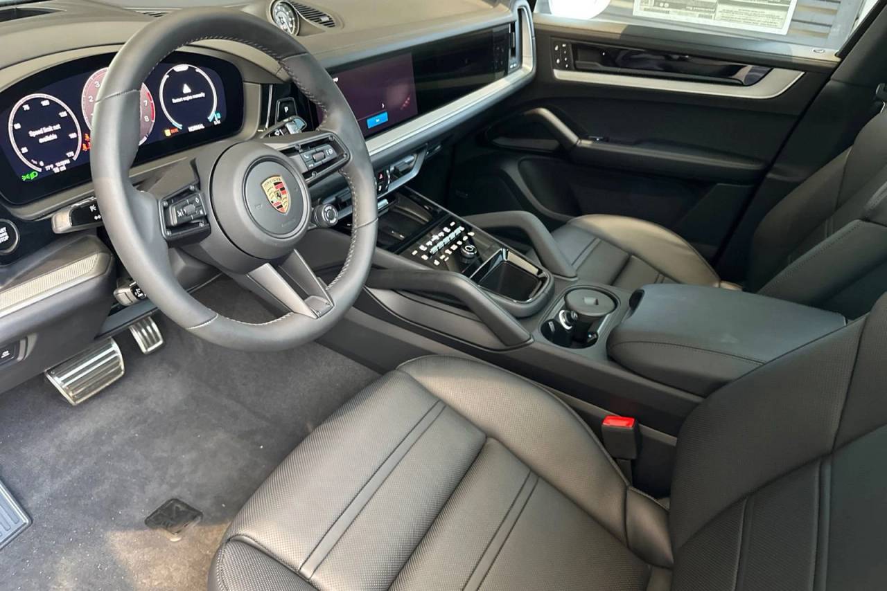2025 Porsche Cayenne Cayenne Coupe
