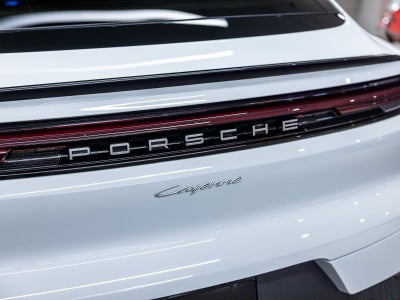 2026 Porsche Cayenne Coupe Base