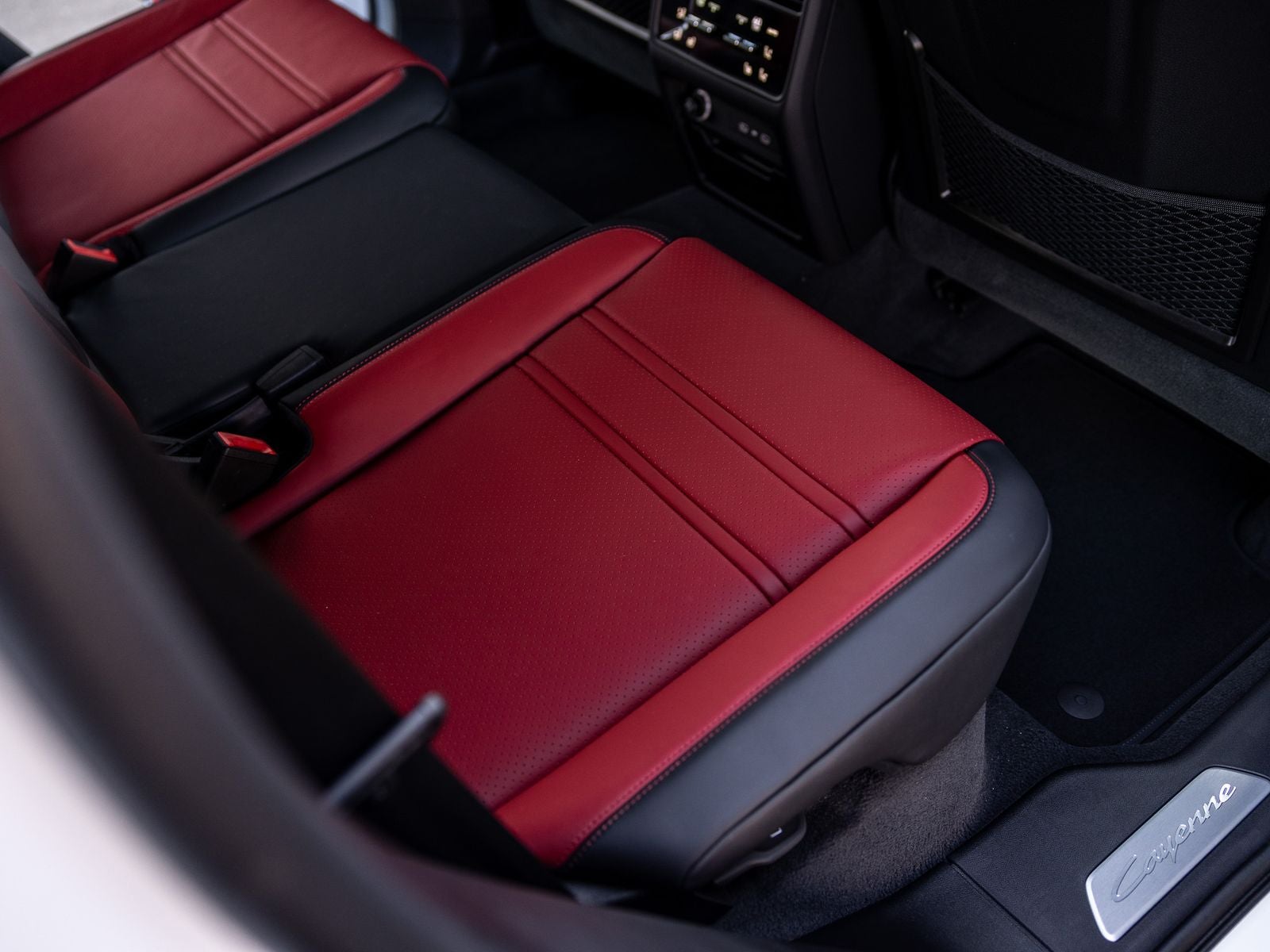 2026 Porsche Cayenne Coupe Base