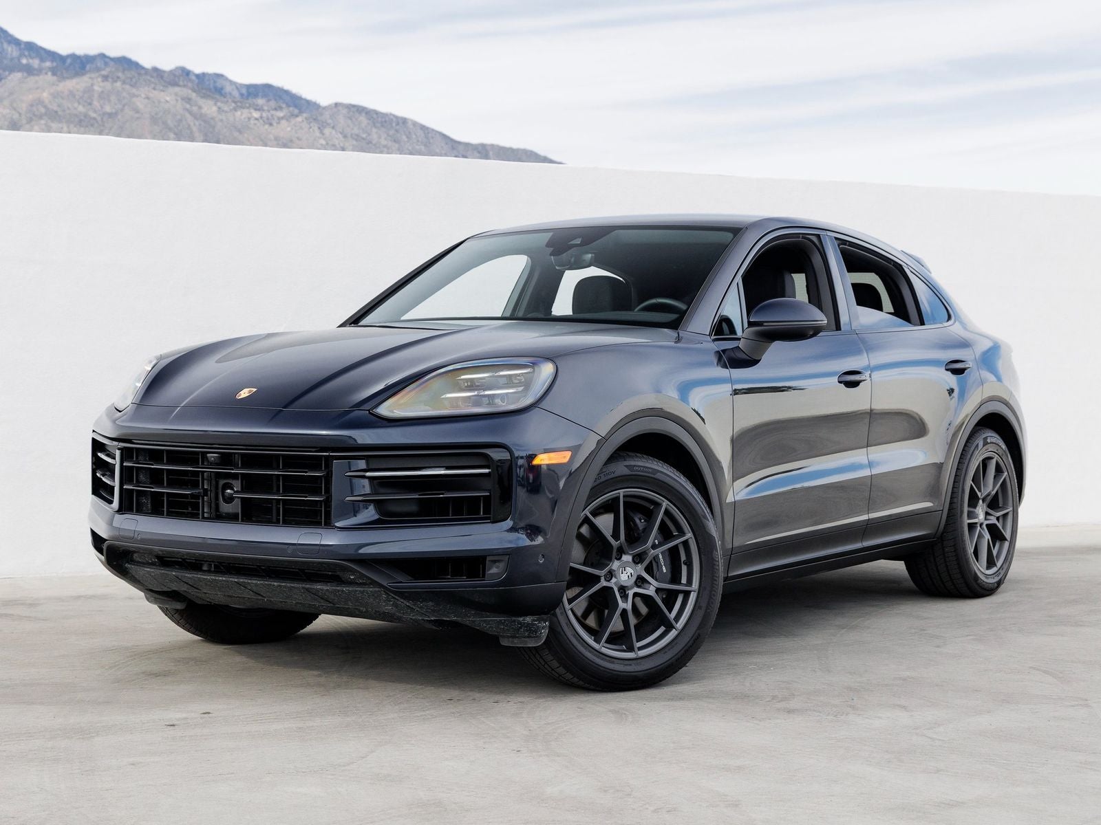 2025 Porsche Cayenne Coupe Base