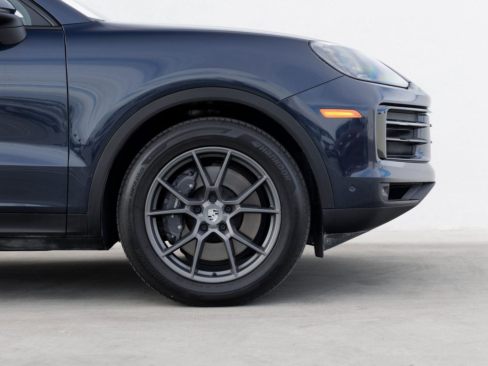 2025 Porsche Cayenne Coupe Base