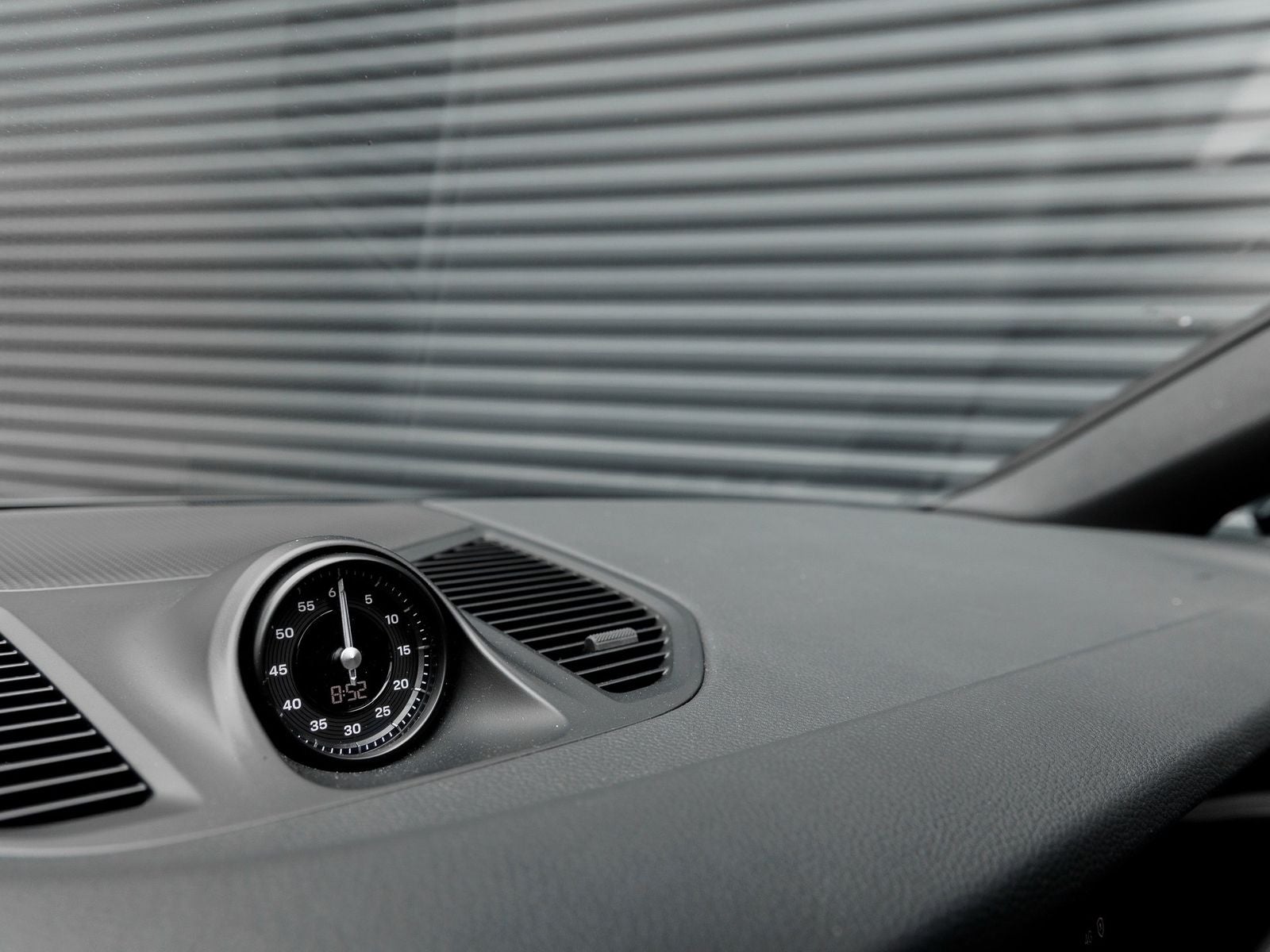 2025 Porsche Cayenne Coupe Base