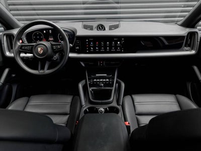 2025 Porsche Cayenne Coupe
