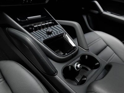 2025 Porsche Cayenne Coupe