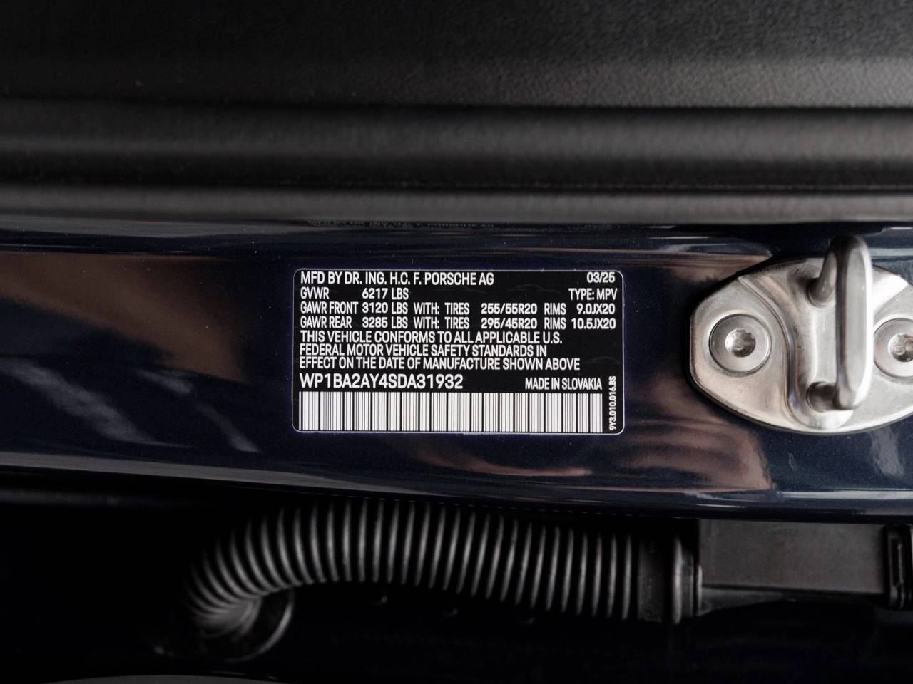 2025 Porsche Cayenne Coupe