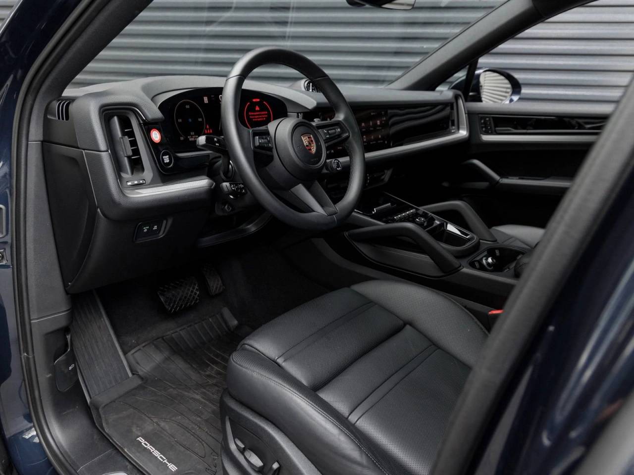 2025 Porsche Cayenne Coupe