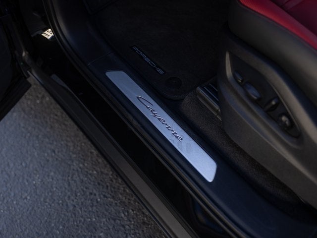 2026 Porsche Cayenne Coupe Base