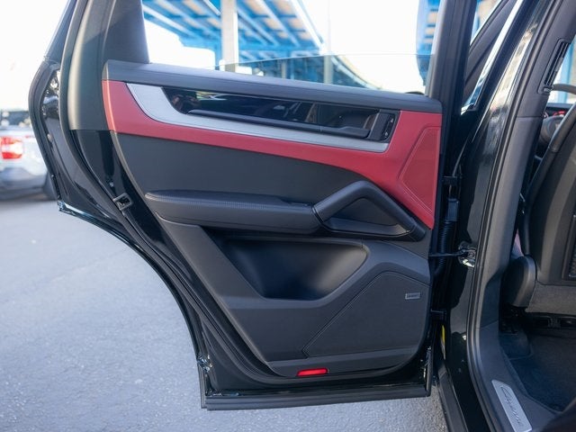 2026 Porsche Cayenne Coupe Base